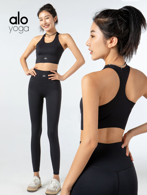 בגדי ספורט אלו יוגה Alo Yoga - מושלמים לכל תרגול סטייל ייחודי